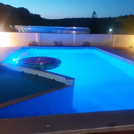 Guest house Къща За Гости Елена *