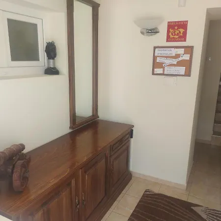 Къща За Гости Елена * Balchik
