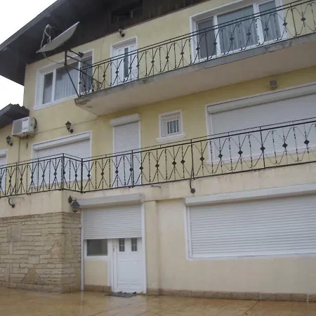 Къща За Гости Елена Guest house *