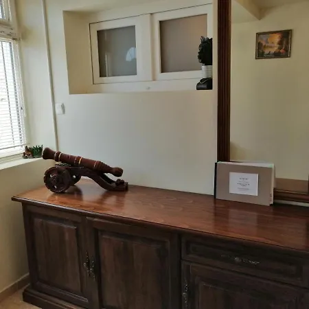 Къща За Гости Елена Guest house *