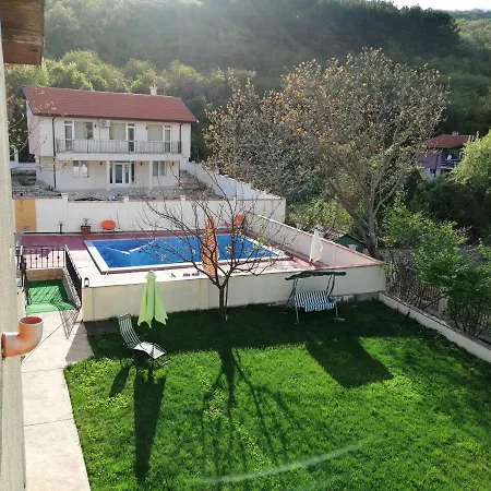 Къща За Гости Елена * Balchik