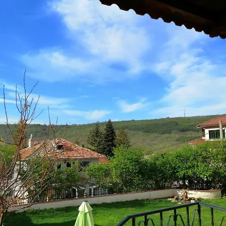 Guest house Къща За Гости Елена Balchik