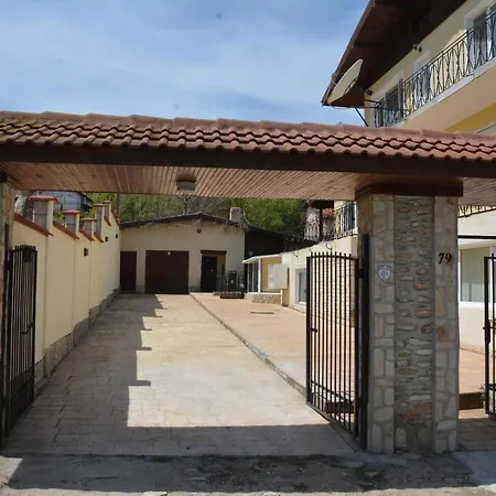 Къща За Гости Елена * Balchik