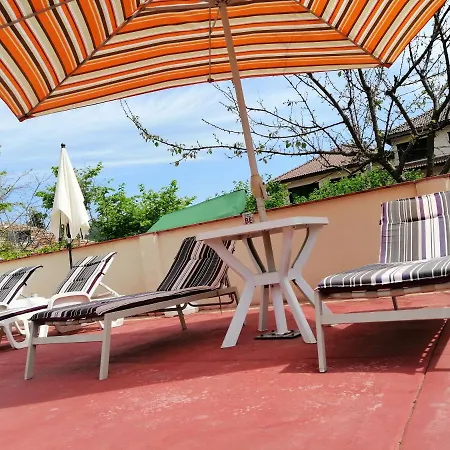 Къща За Гости Елена Guest house