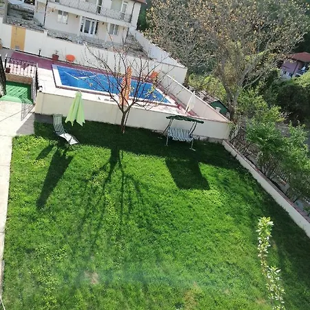 Guest house Къща За Гости Елена