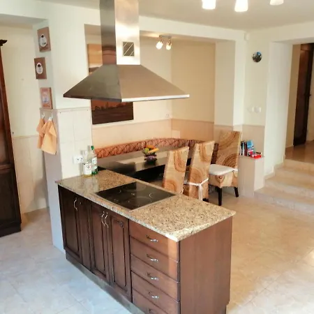 Guest house Къща За Гости Елена Balchik