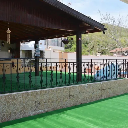 Guest house Къща За Гости Елена Balchik
